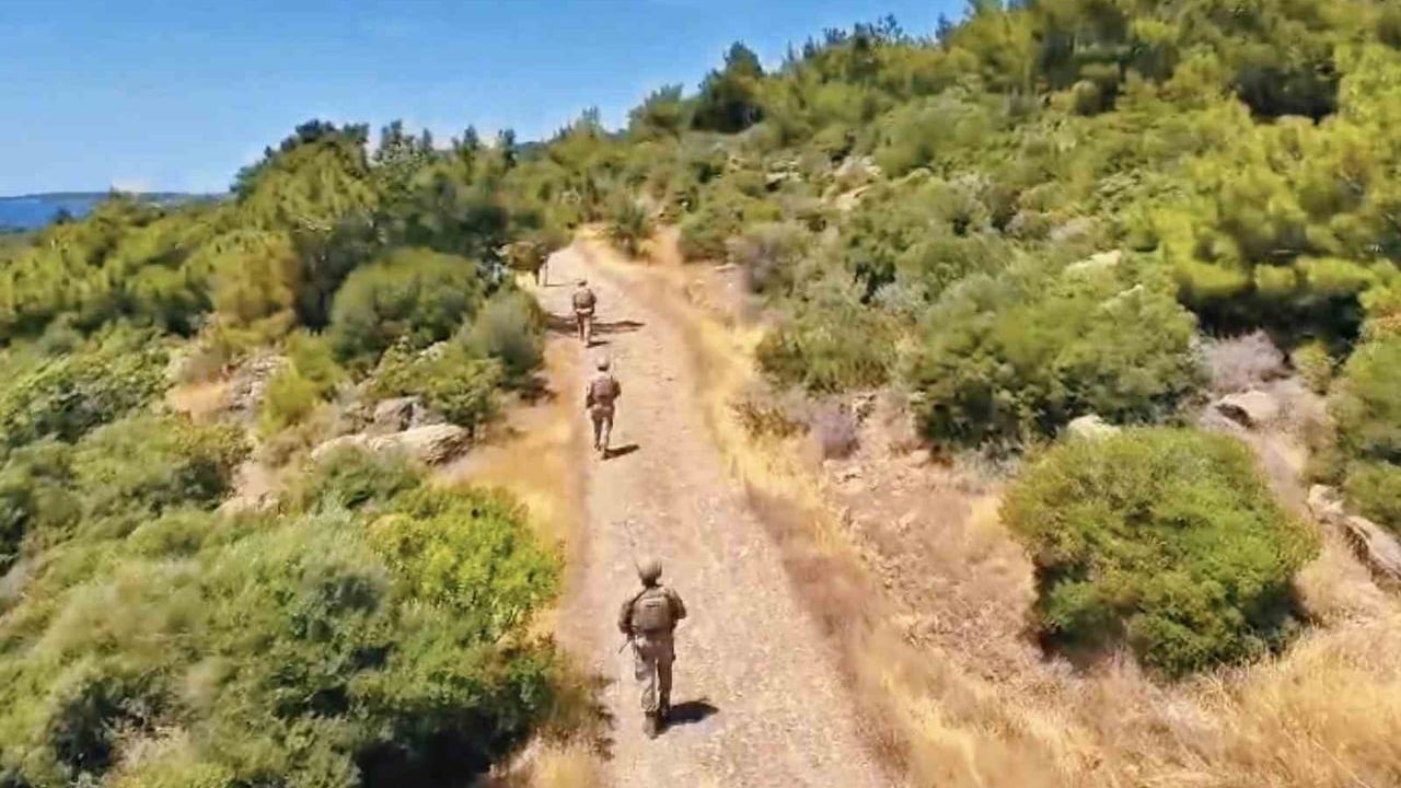 Çanakkale’de jandarma ekipleri sahada