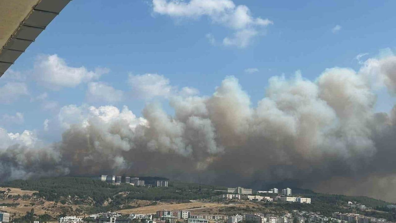 Çanakkale’de yangın sezonuna hazır: 1 İHA, 4 uçak, 6 helikopter, 89 arazöz ve 1123 personel