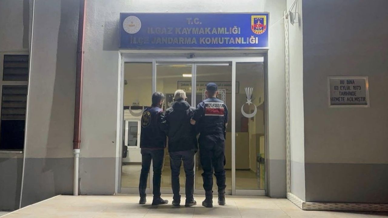 Çankırı Ilgaz'da Kesinleşmiş Hapis Cezası Bulunan İki Şahıs Jandarma Tarafından Yakalandı