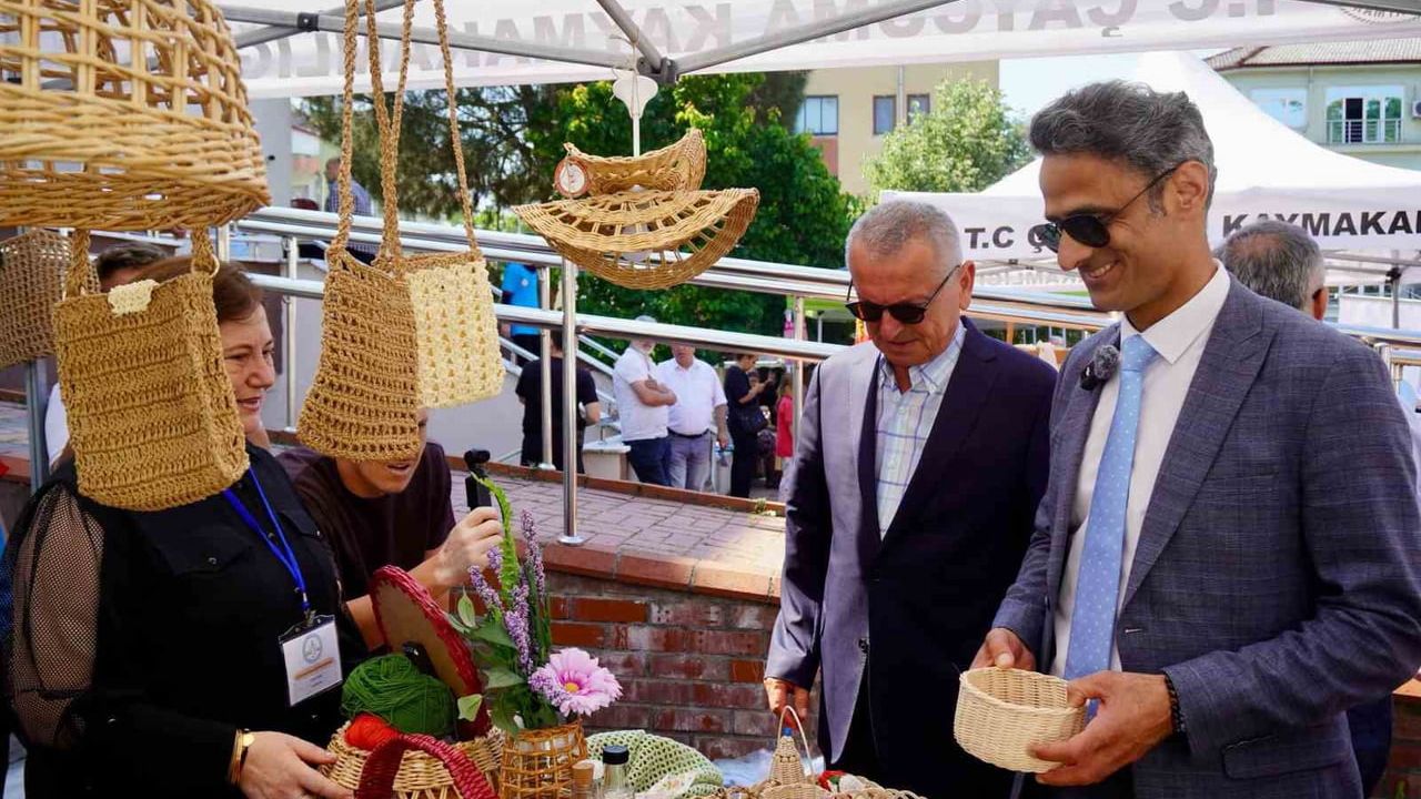 Çaycuma'da Hayat Boyu Öğrenme Haftası kapsamında Yıl Sonu Sergisi açıldı