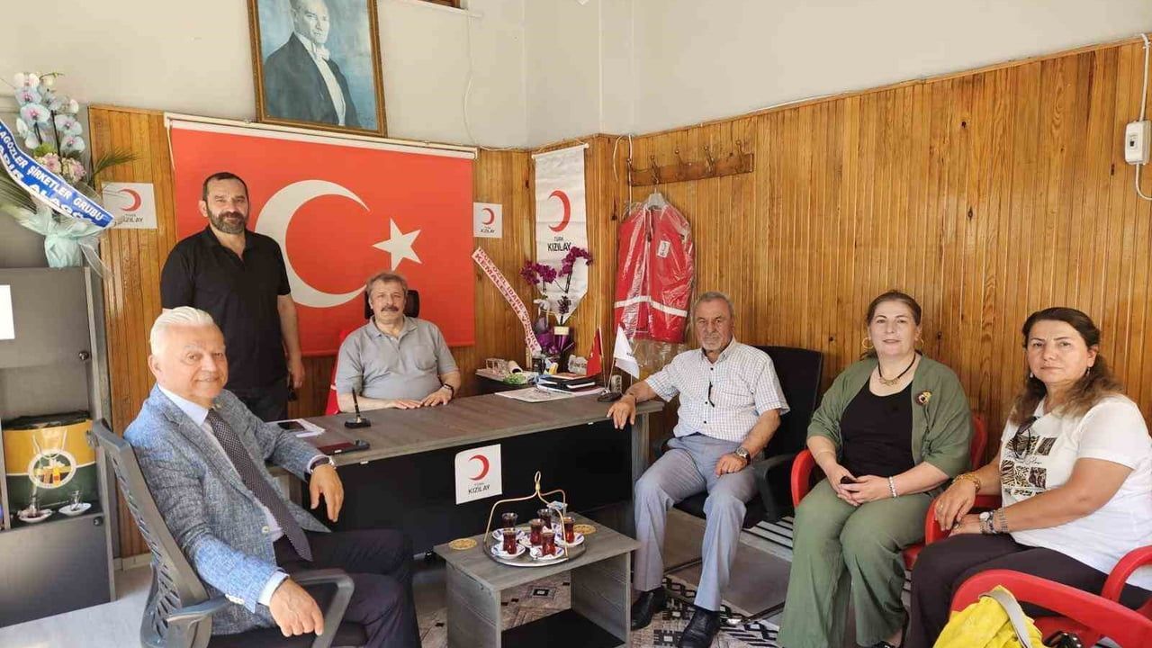 Çaycuma Kent Konseyi'nden Kızılay Çaycuma Şubesine Hayırlı Olsun Ziyareti