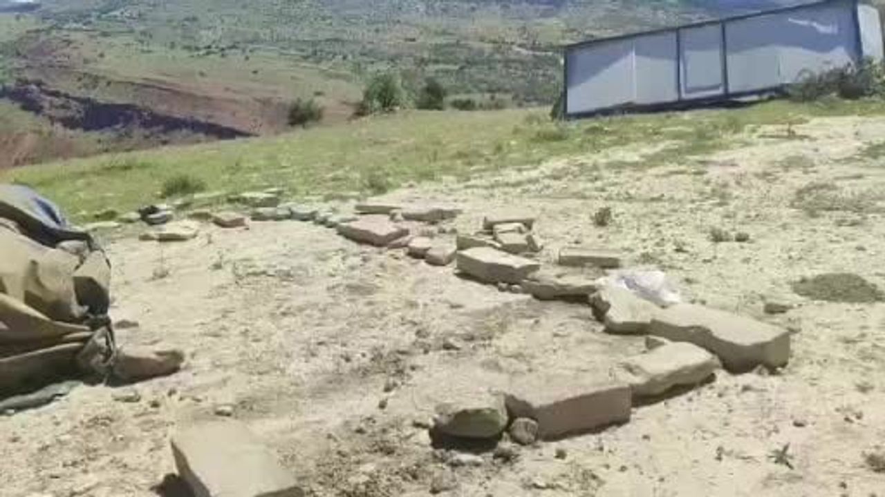 Çemişgezek'te kuvvetli rüzgar konteyneri yaklaşık 100 metre sürükledi