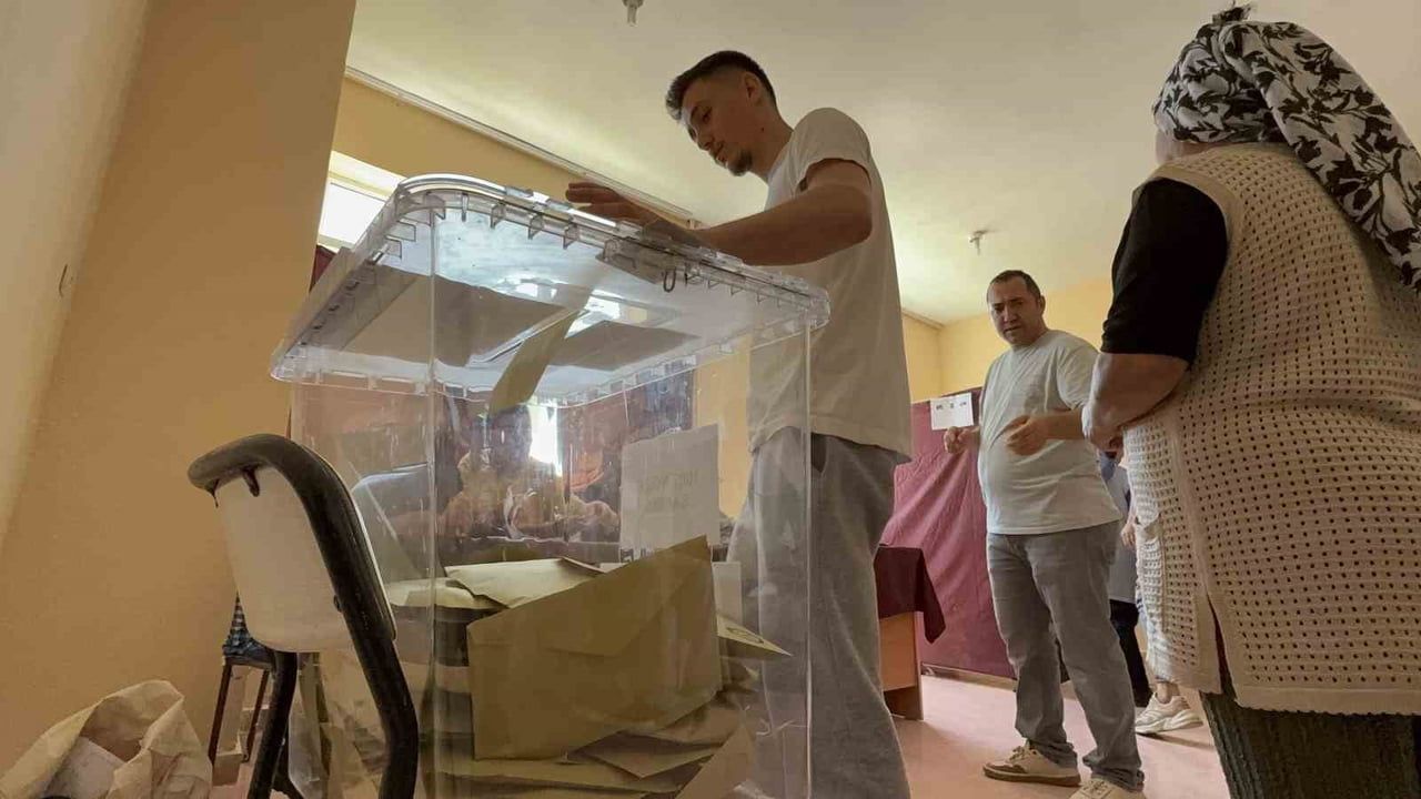 Çevrecik’te 12 yıl sonra yeniden belediye seçimleri başladı