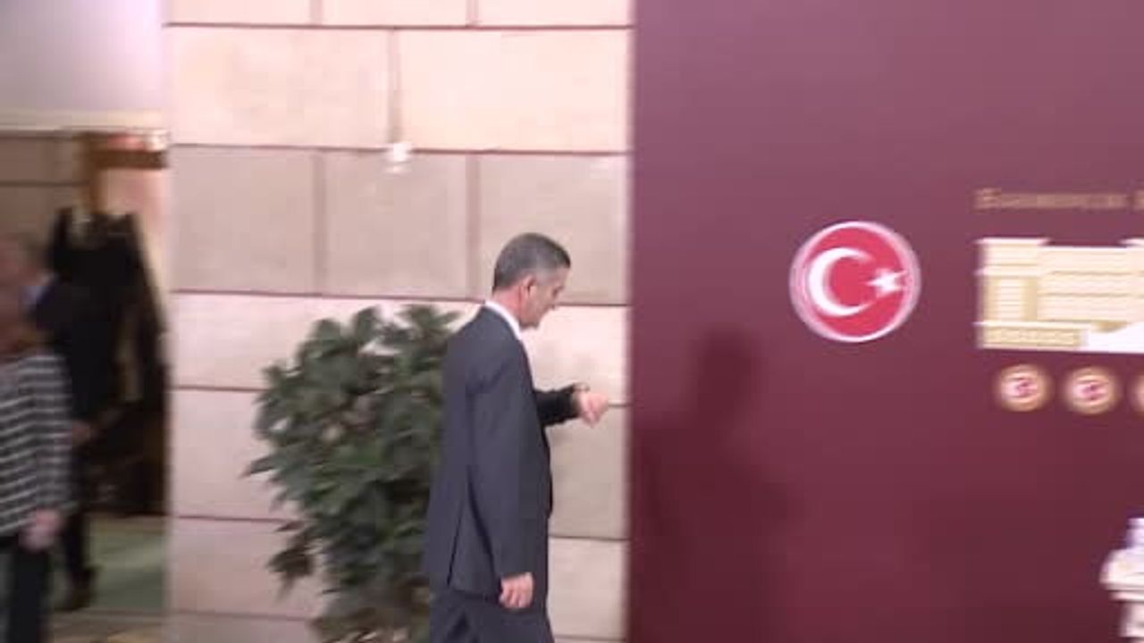 CHP milletvekili Ümit Dikbayır partisinden istifa etti