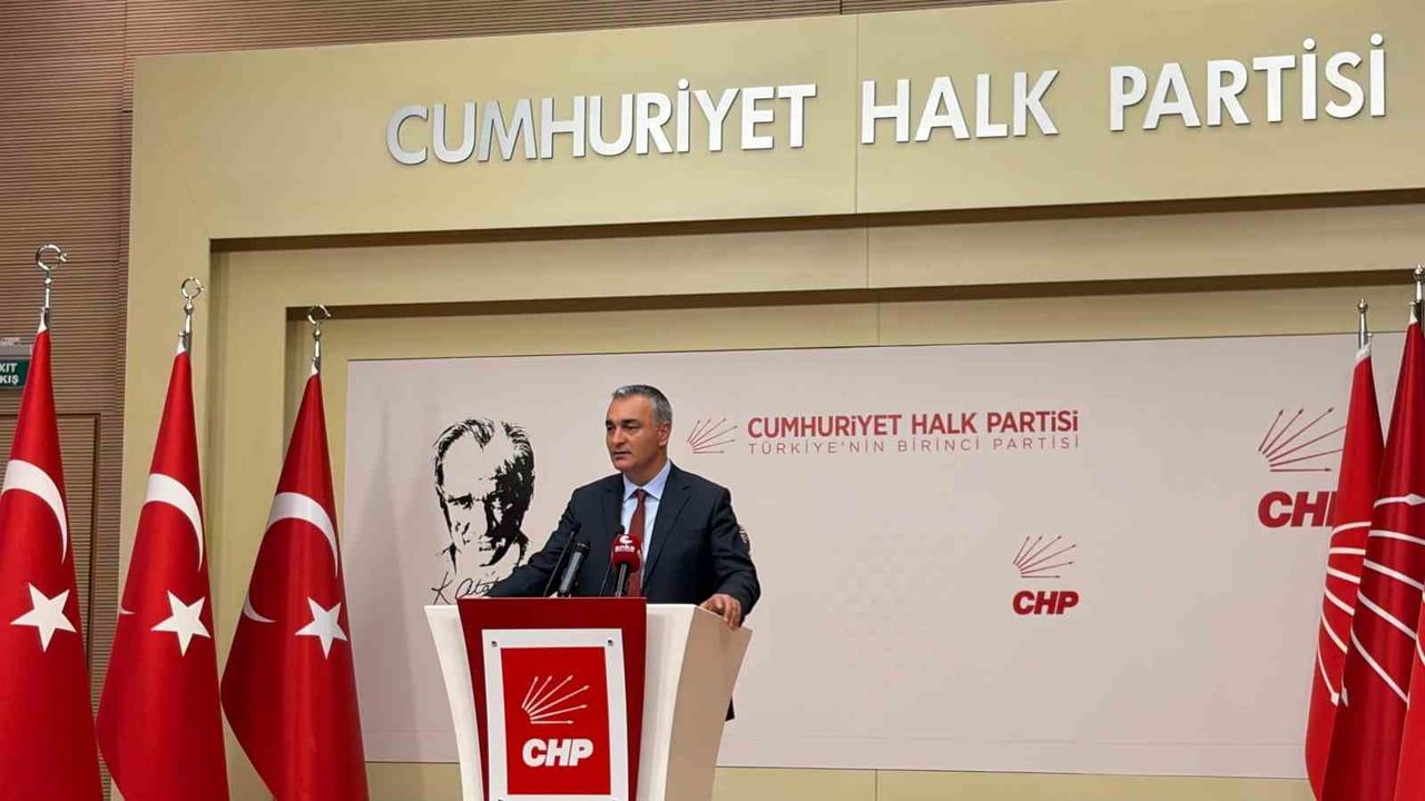 CHP Sözcüsü Müslim Sarı: Kurultayı reddeden bir anlayış içinde olmadığımızı değerlendiriyorum