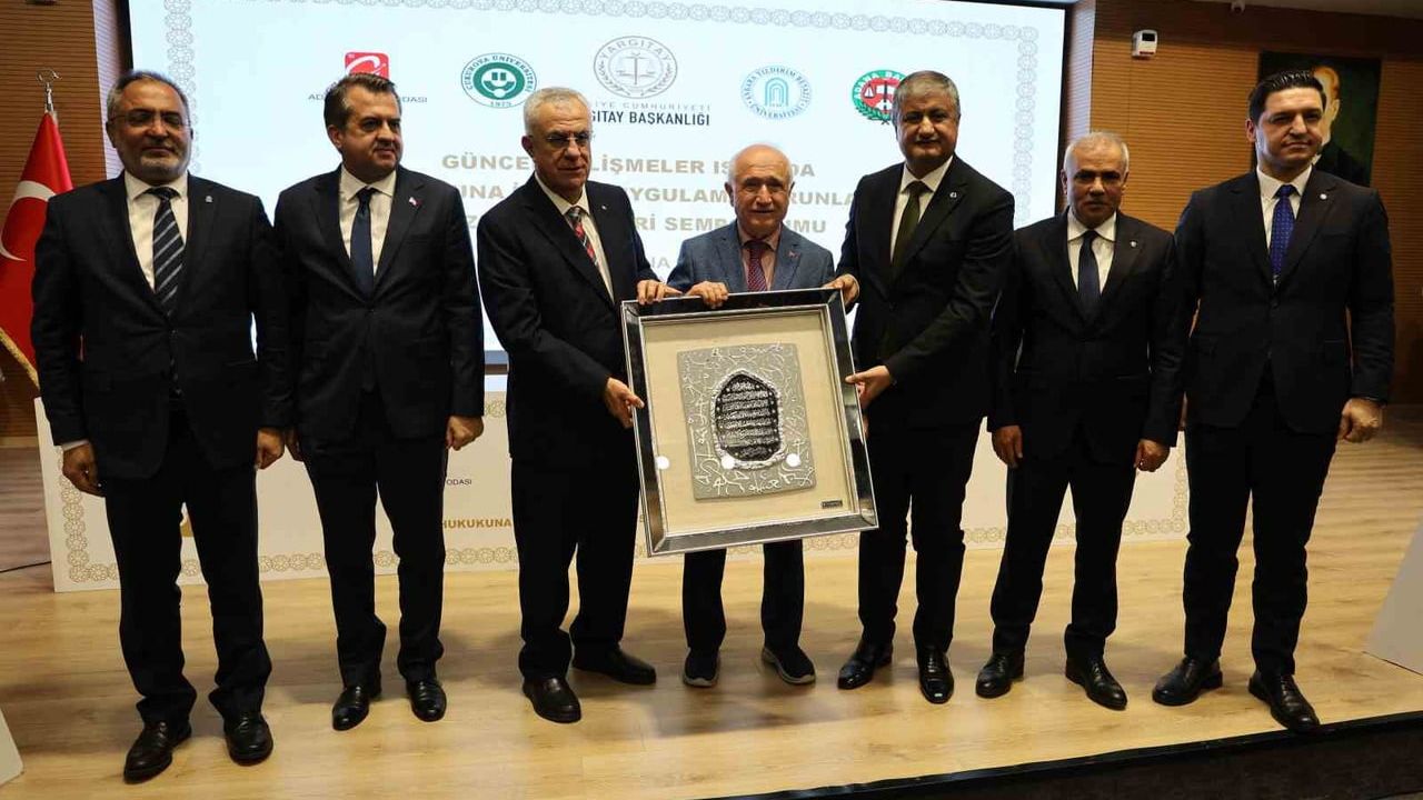 Çiçek: Türkiye yeteri kadar kaliteli kanun çıkaramıyor; iş hukuku sempozyumu uygulama sorunlarını gündeme aldı