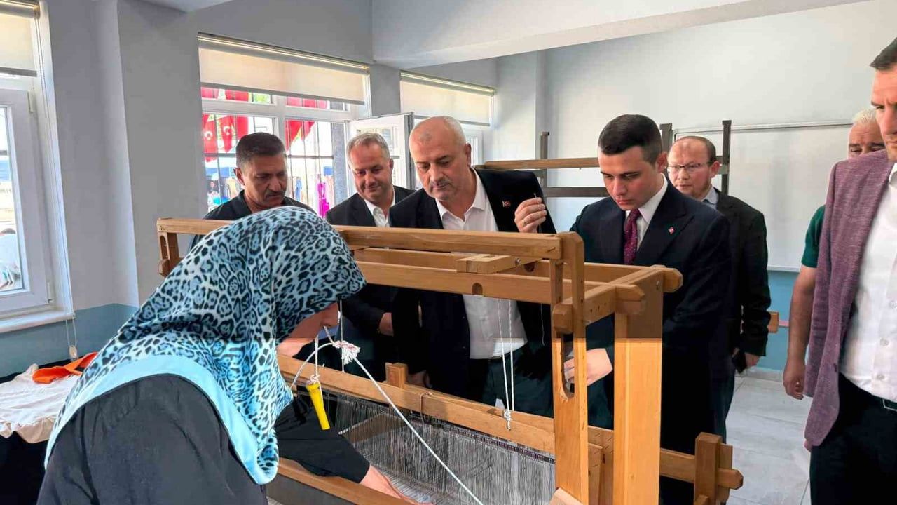 Çilimli'de yeni Halk Eğitimi Merkezi açıldı: Hayat Boyu Öğrenmeye modern destek