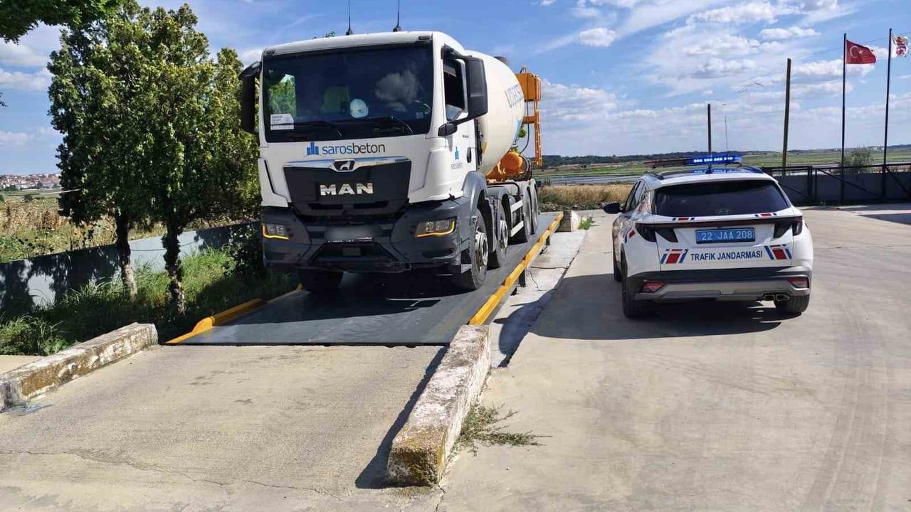 Çimento kamyonuna yüzde 25 fazla yük nedeniyle 60 bin lira ceza