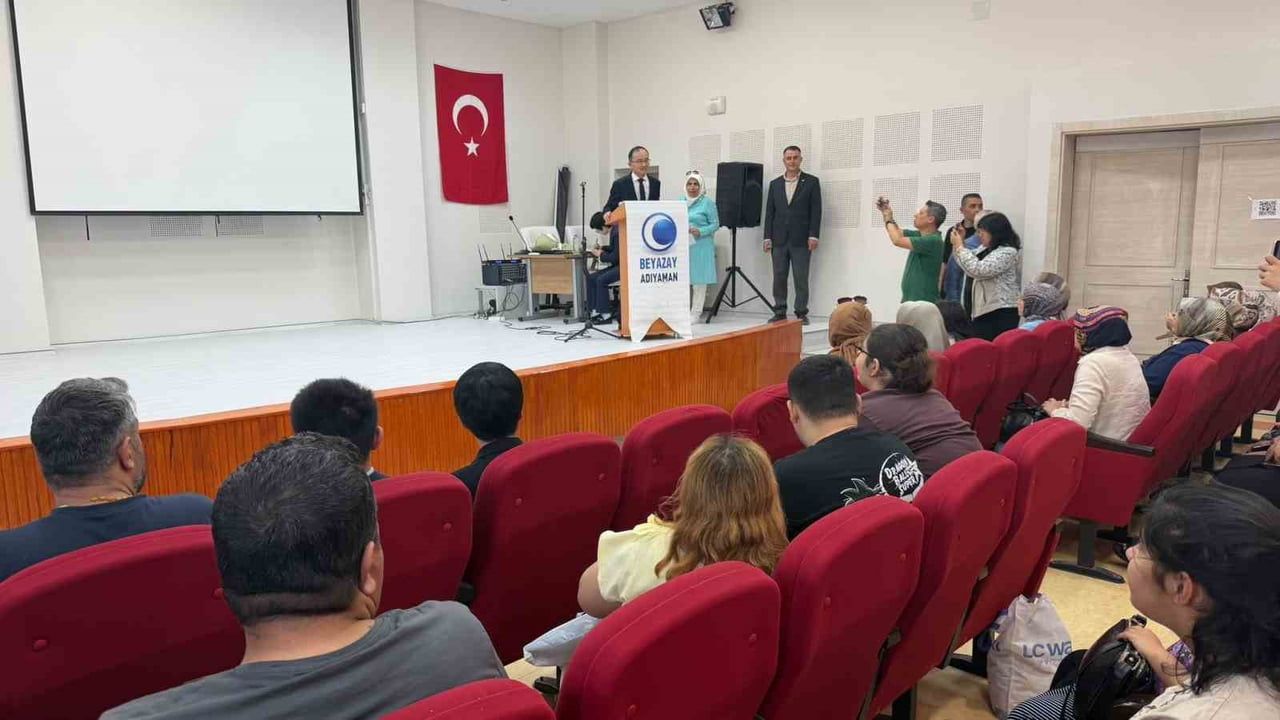 Çin Halk Cumhuriyeti Ankara Büyükelçisi Jiang Xuebin Adıyaman’da: 120 Depremzedeye 300 bin TL'lik Market Kart Dağıtıldı