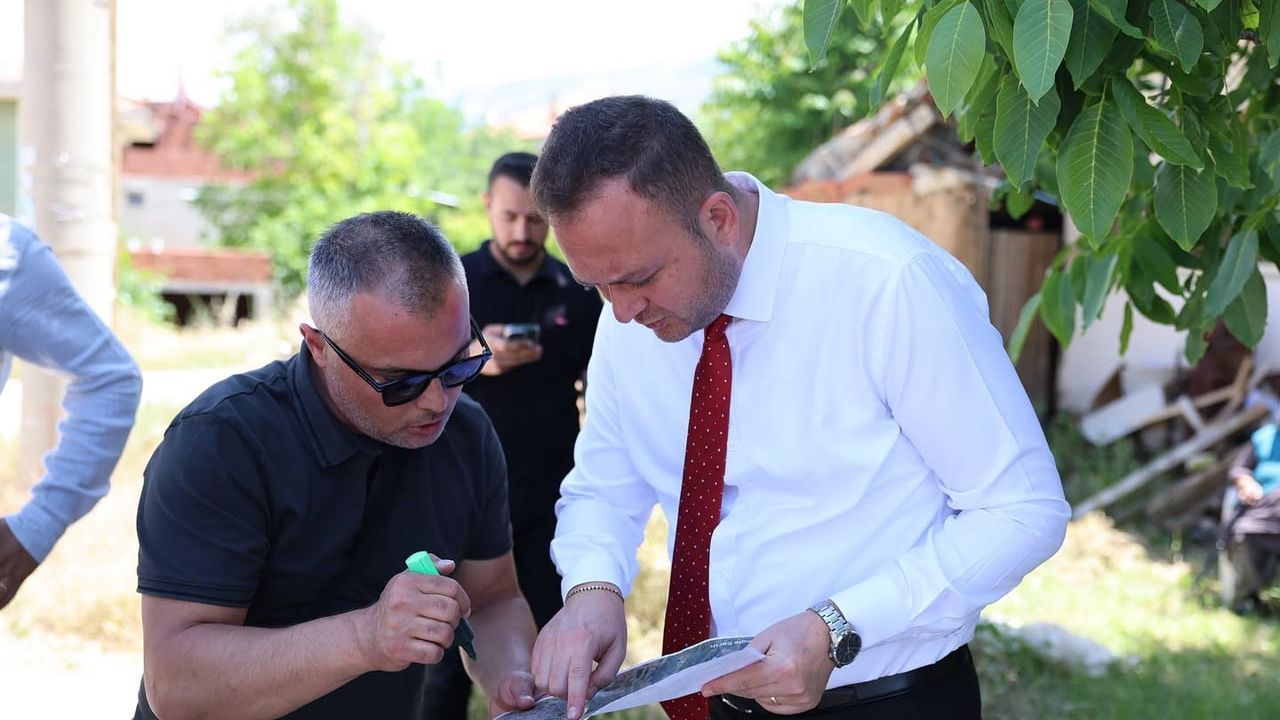 Çivril’de ulaşımı konforlu hale getirme çalışmaları sürüyor