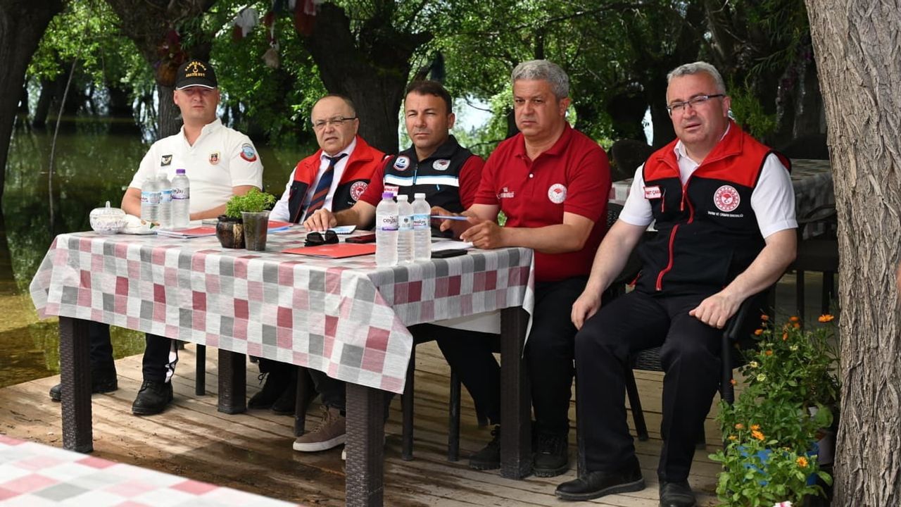 Çivril Işıklı Gölü'nde av sezonu törenle açıldı