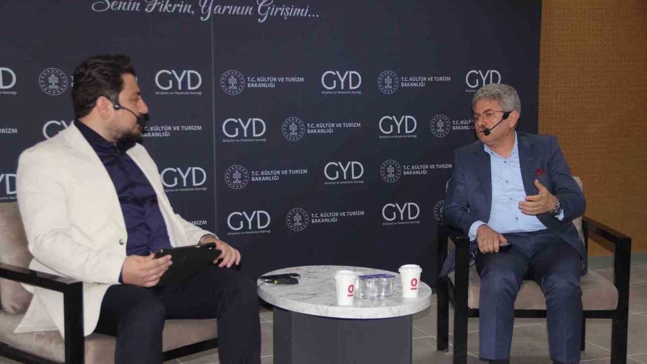 Cizre'de Girişimci Kütüphanesi programı: Gençlere girişimcilik, e-ticaret ve teknoloji eğitimi