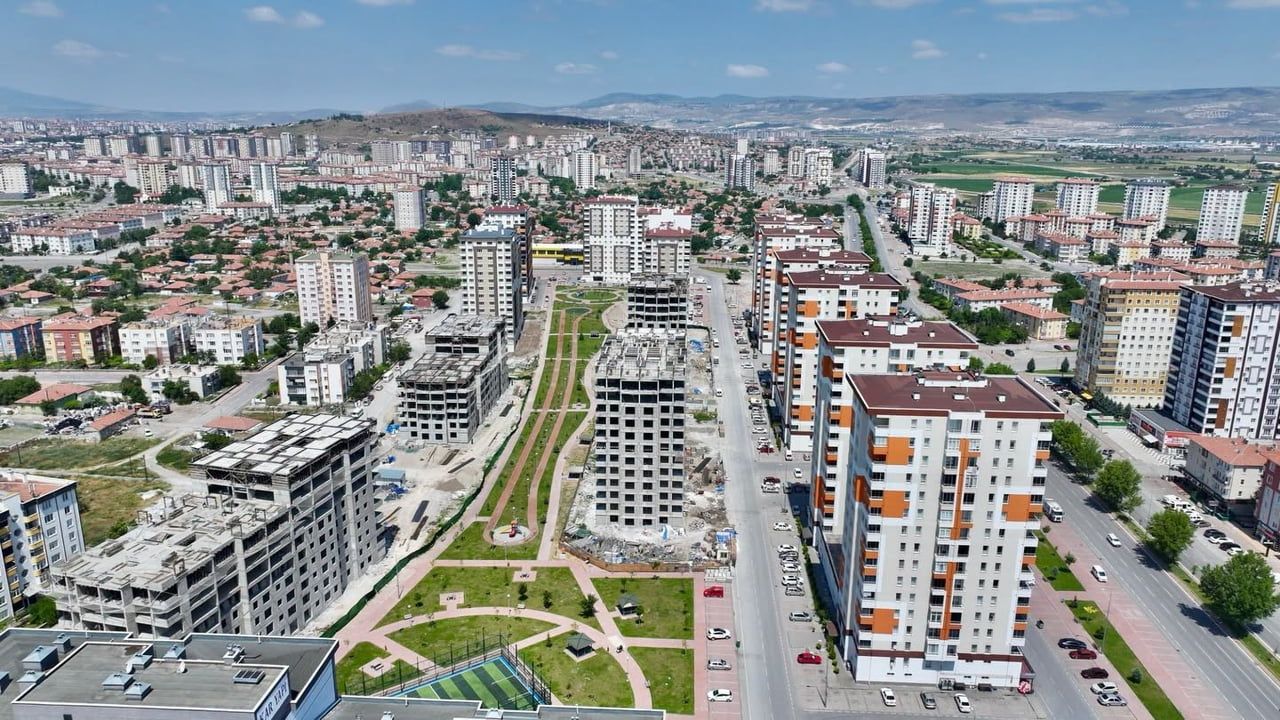 Çolakbayrakdar: Yunusemre'de rezerv konutlarla kentsel dönüşümde yeni dönem