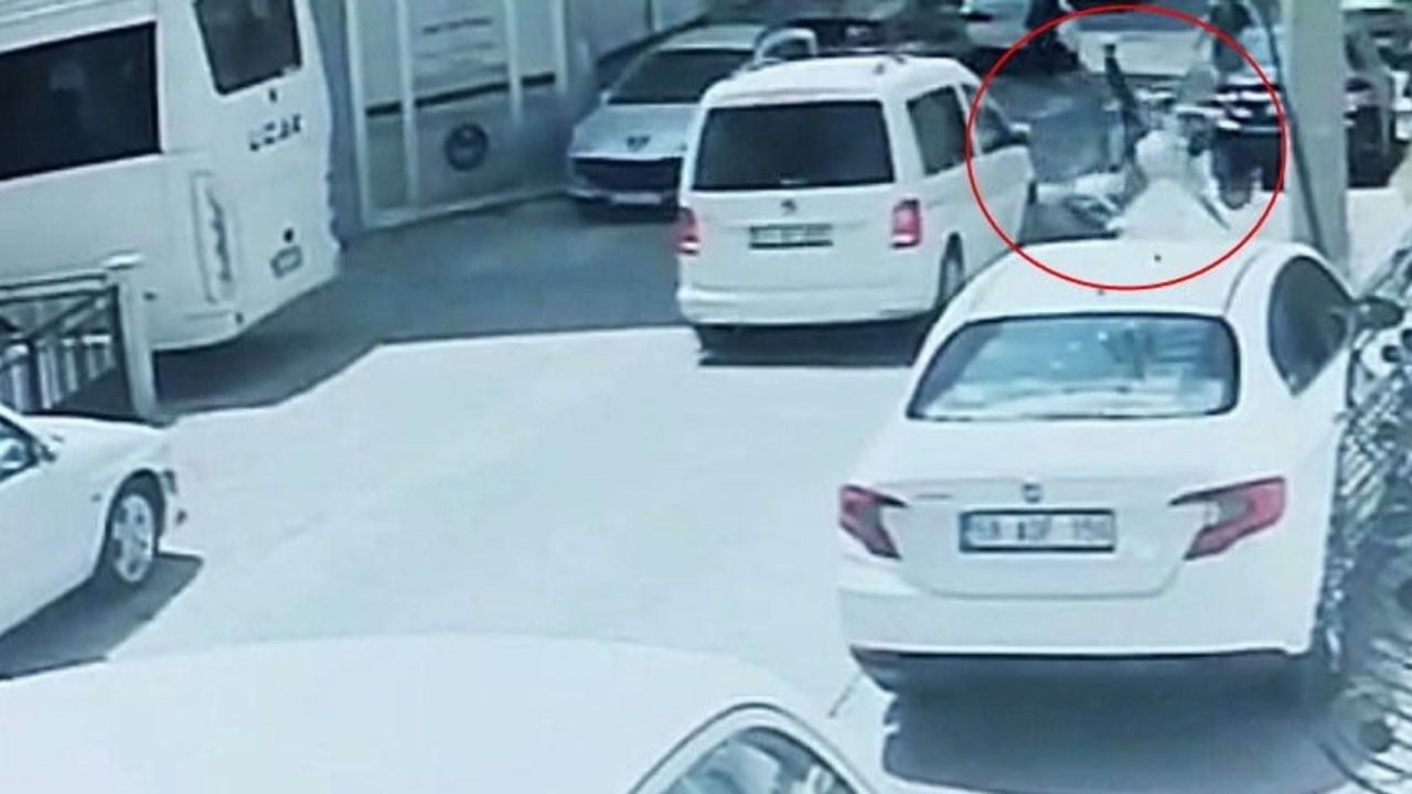Çorlu'da otomobil ile motosiklet çarpıştı: Sürücü motosikletten fırladı, 1 kişi yaralandı