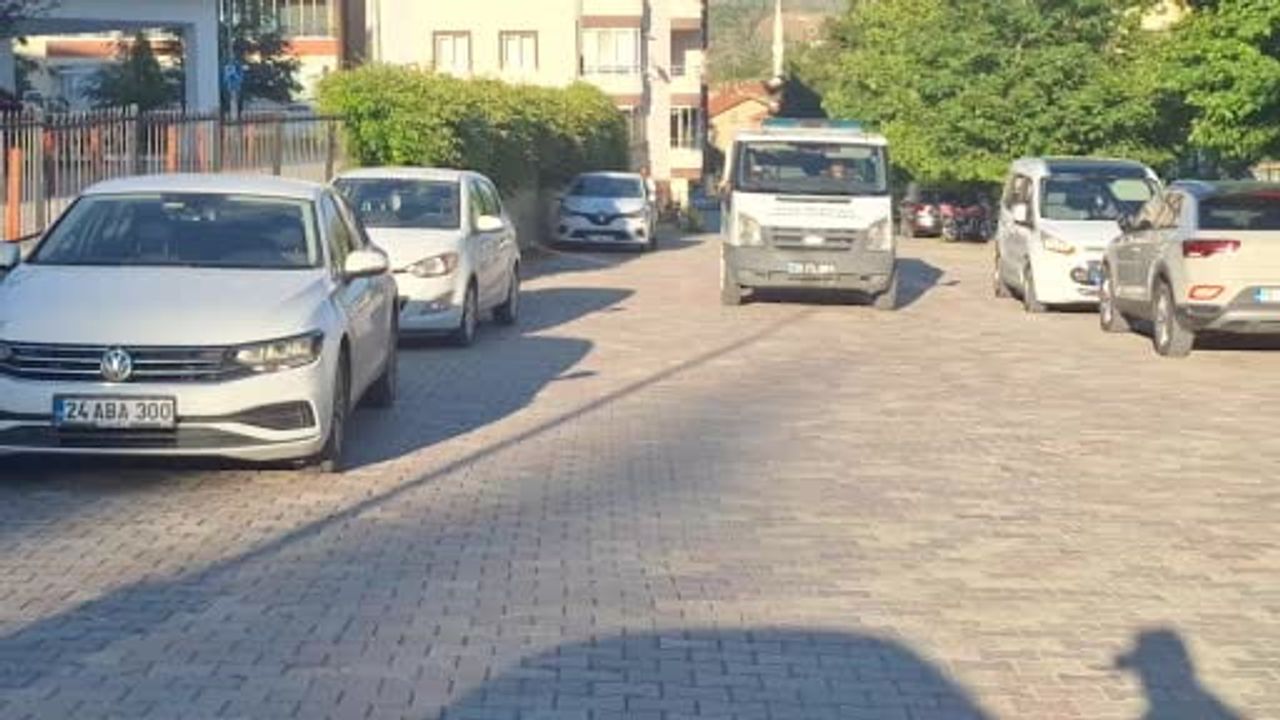 Çorum’da kamyona çarpan motosiklet sürücüsü hayatını kaybetti