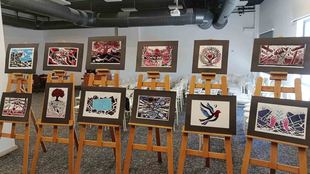 Çorum’da öğrencilerin eserleri sanatseverlerle buluştu