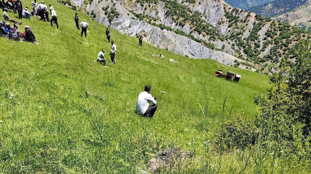 Çorum'da traktör devrilmesi: 56 yaşındaki sürücü hayatını kaybetti