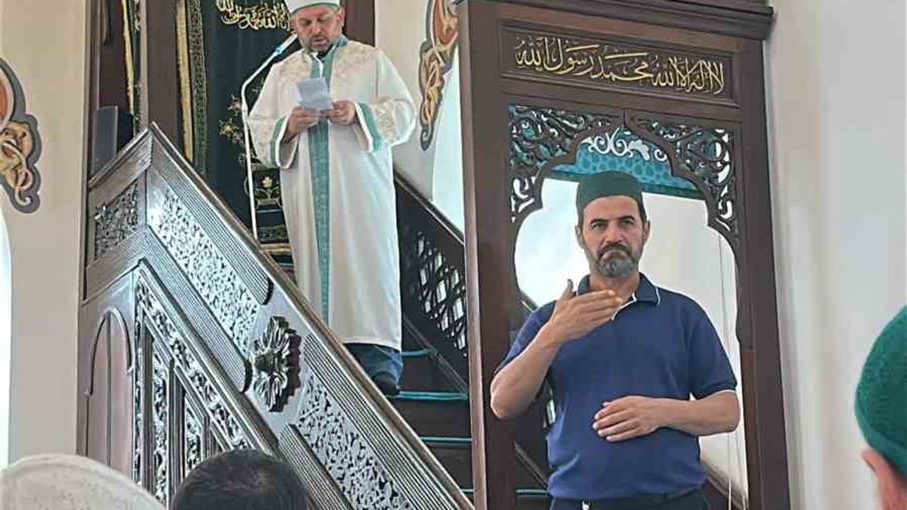 Cuma hutbeleri işaret diliyle tercüme edilmeye başlandı