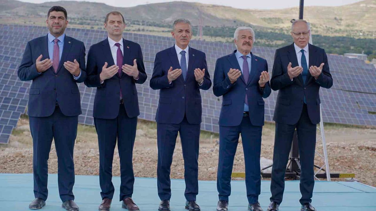 Cumhurbaşkanı Erdoğan, Mardin’de Artuklu Depolamalı GES’in açılışına canlı bağlantıyla katıldı