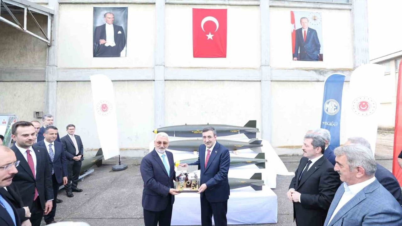 Cumhurbaşkanı Yardımcısı Cevdet Yılmaz, MKE Samsun Üretim Kampüsü ve Yeni OSB'de İncelemelerde Bulundu
