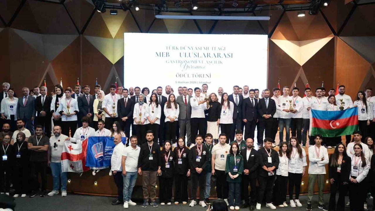 Cunda Turizm MTAL, İstanbul’da iki ikincilikle döndü — Ödüller Milli Eğitim Bakanı Yusuf Tekin’den