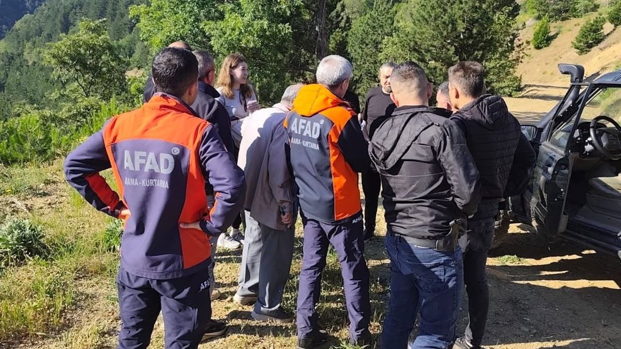 Dağ yolunda kaybolan genç çift sağ olarak bulundu