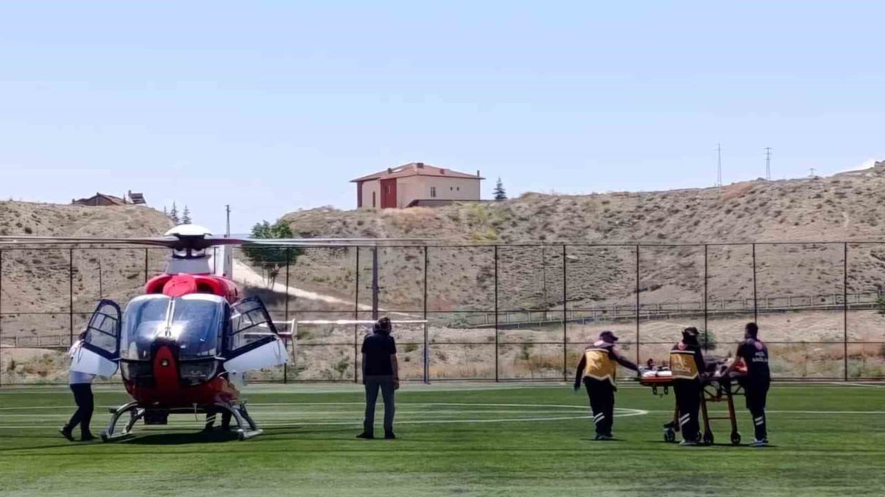 Darende'de ülseratif kolit hastası hava ambulansıyla Malatya'ya sevk edildi