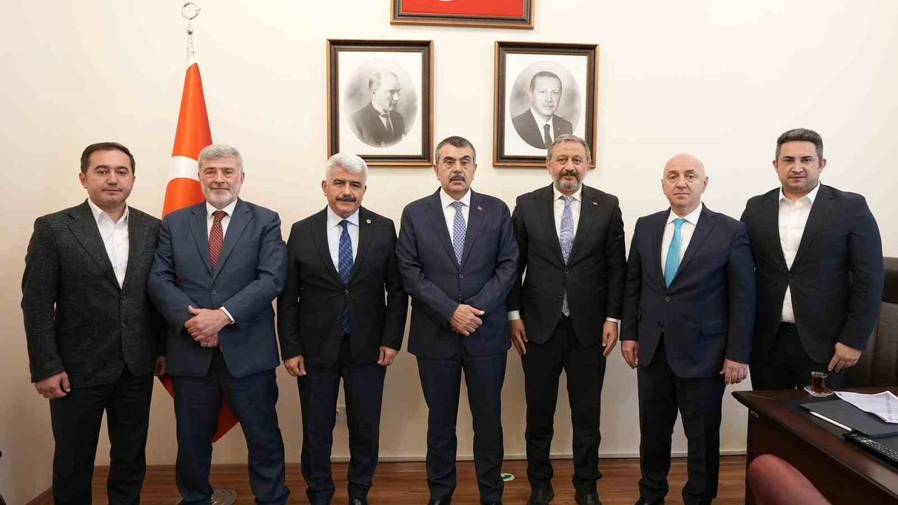 Darıca’ya 5 yeni eğitim kurumu ve Turizm Meslek Lisesi ile uygulama oteli geliyor