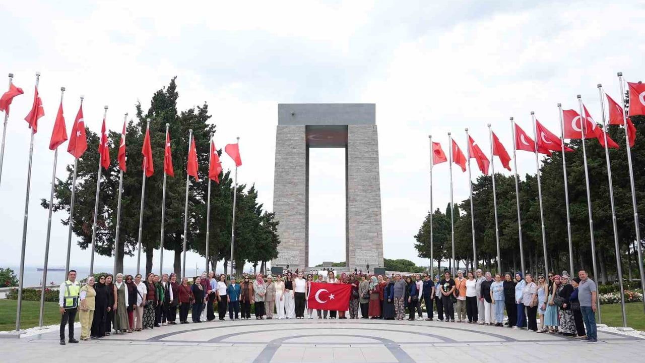 Denizli Büyükşehir’den kırsaldaki kadınlara Çanakkale kültür gezileri