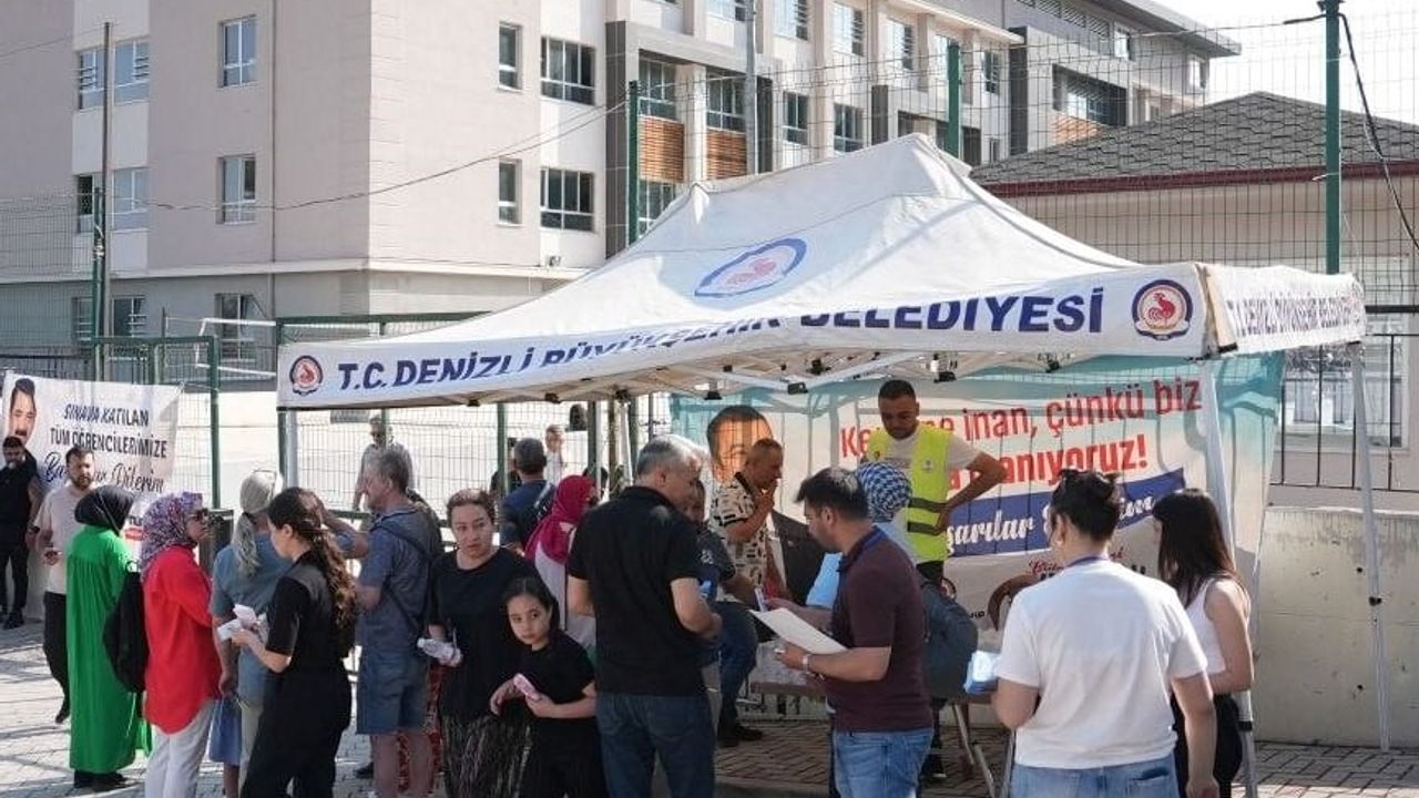 Denizli Büyükşehir'den LGS'ye giren öğrencilere destek