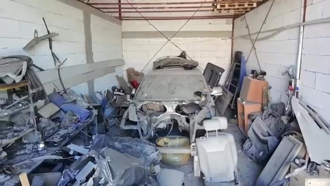 Denizli’de kazalı lüks araçları 'change' işlemiyle piyasaya süren şebeke çökertildi