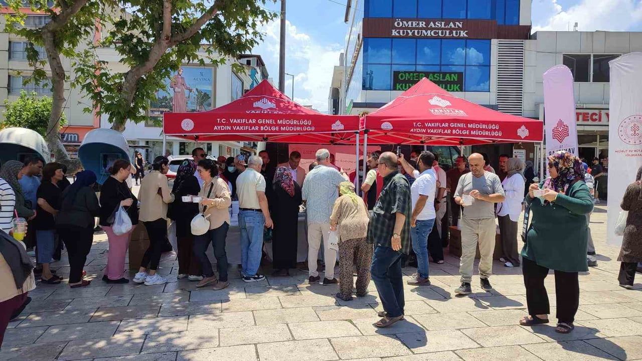 Denizli'de Muharrem ayı aşure ikramıyla kardeşlik ve dayanışma vurgulandı