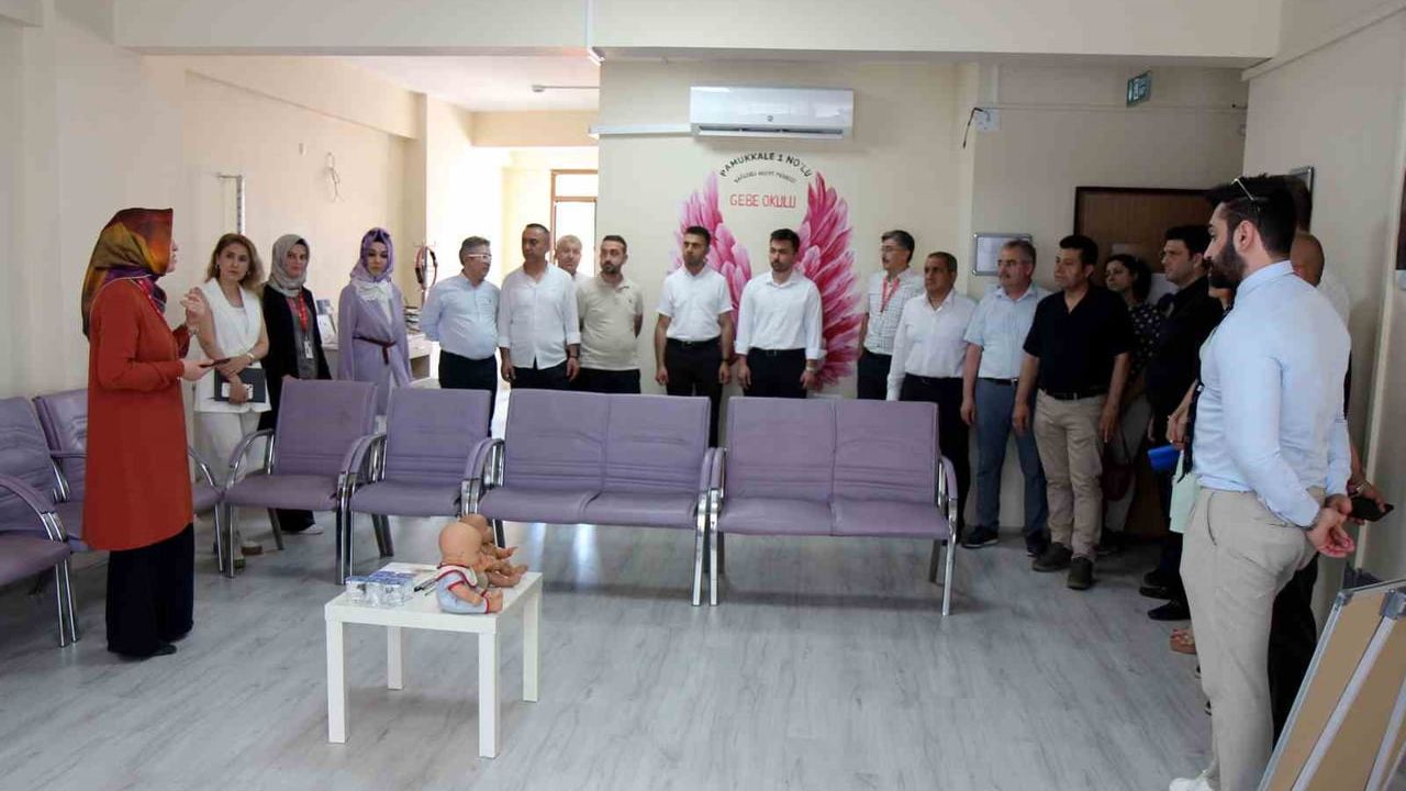 Denizli'de Sağlıklı Hayat Merkezleri tanıtıldı: Birinci basamak koruyucu sağlık hizmetleri değerlendirildi