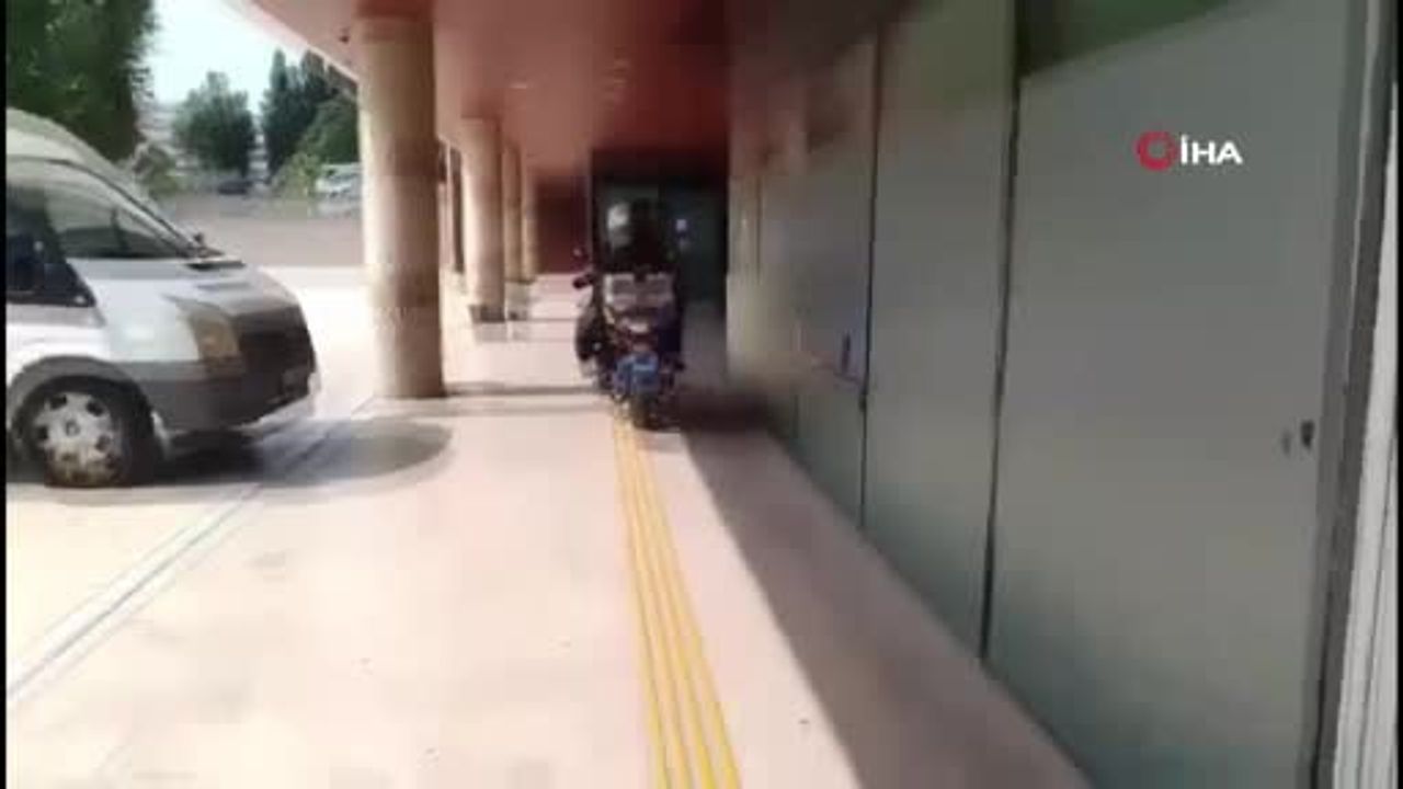 Denizli polisleri kimliklerini yanlarına almayan öğrencileri sınava yetiştirdi