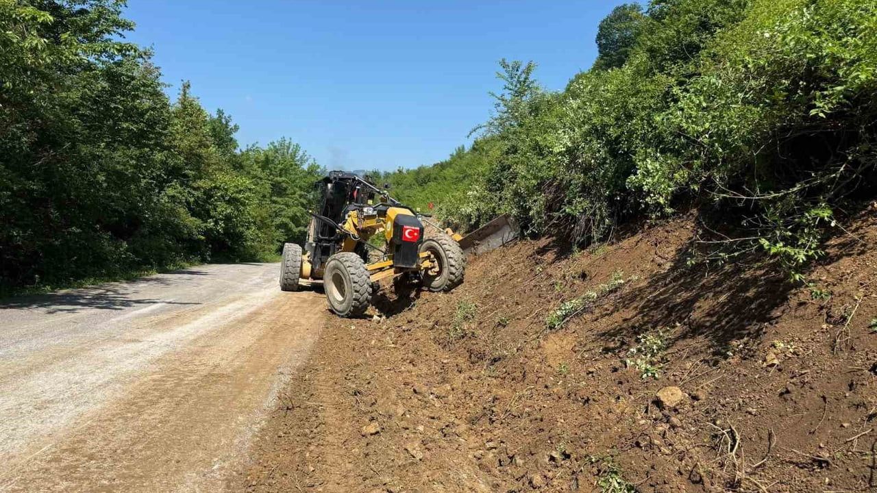 Derdin Köyü'nde 3 kilometrelik beton V kanal çalışması başladı