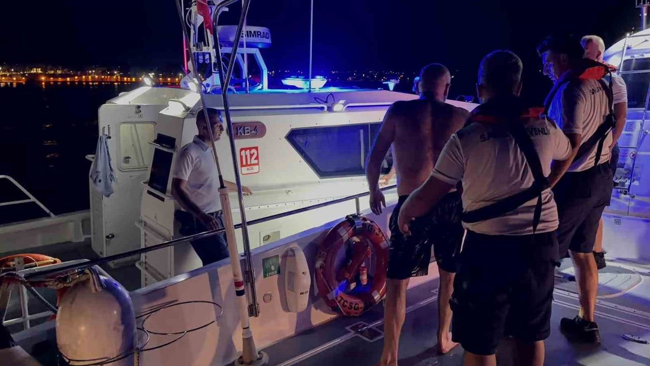 Didim açıklarında alabora olan teknedeki iki kişi kurtarıldı