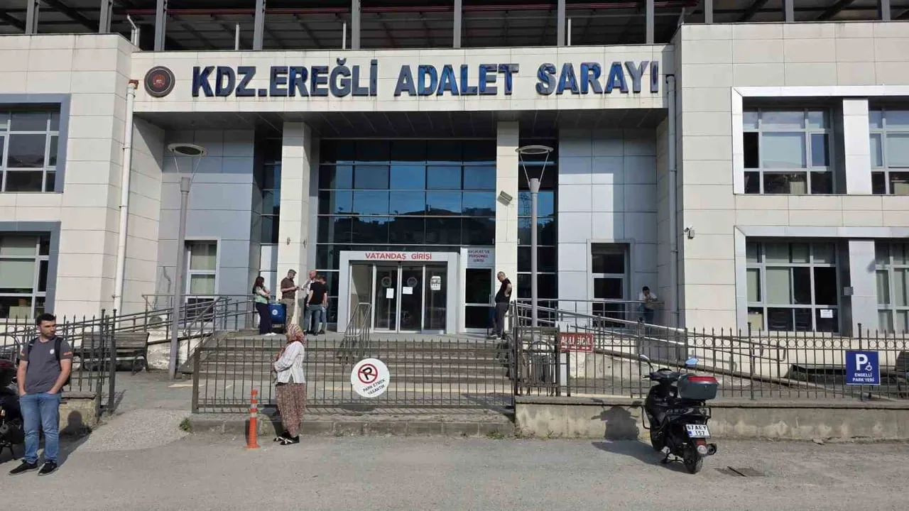 Dinçer Arslan cinayetinde ilk duruşma: Tutuklu iki sanık birbirini suçladı