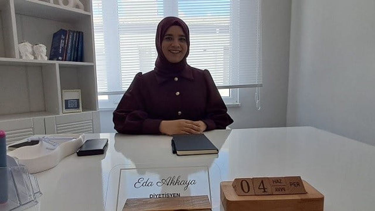 Diyetisyen Eda Akkaya’dan Yaz Sıcaklarında Sıvı ve Elektrolit Dengesi Uyarısı