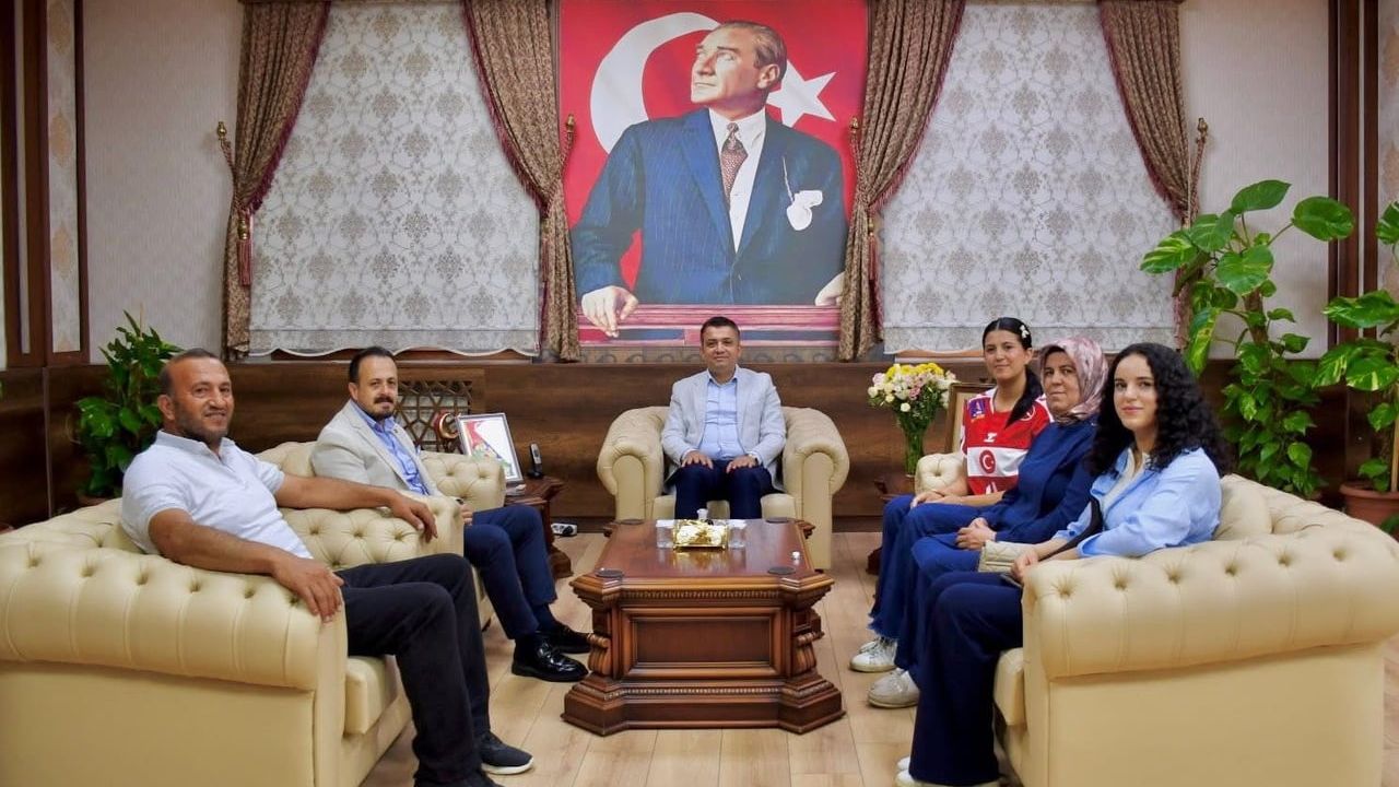 Dörtyollu Sena, U20 hentbol milli takımında memleketini temsil edecek