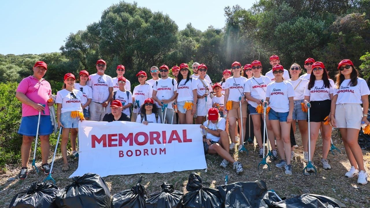 Dünya Çevre Günü’nde Memorial Bodrum Hastanesi Akvaryum Koyu’nda Sahil Temizliği Gerçekleştirdi