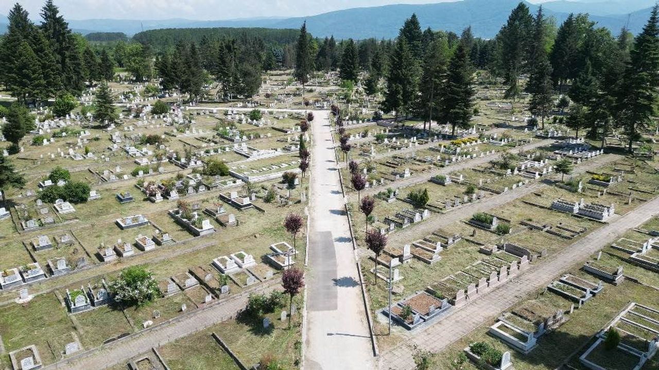 Düzce Belediyesi Mezarlıklar Müdürlüğü 2026 İlk 5 Ay Raporu: 816 Cenaze Nakli ve MEBİS ile Dijital Erişim