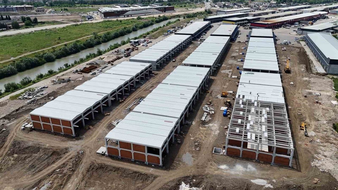 Düzce Beltaş Sanayi Sitesi'nde 162 dükkânın imalatı büyük oranda tamamlandı