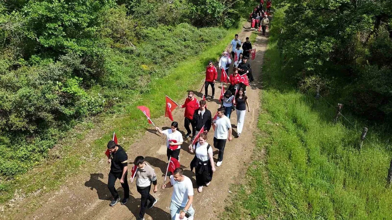 Düzce’de gençler sporla hem eğleniyor hem güçleniyor