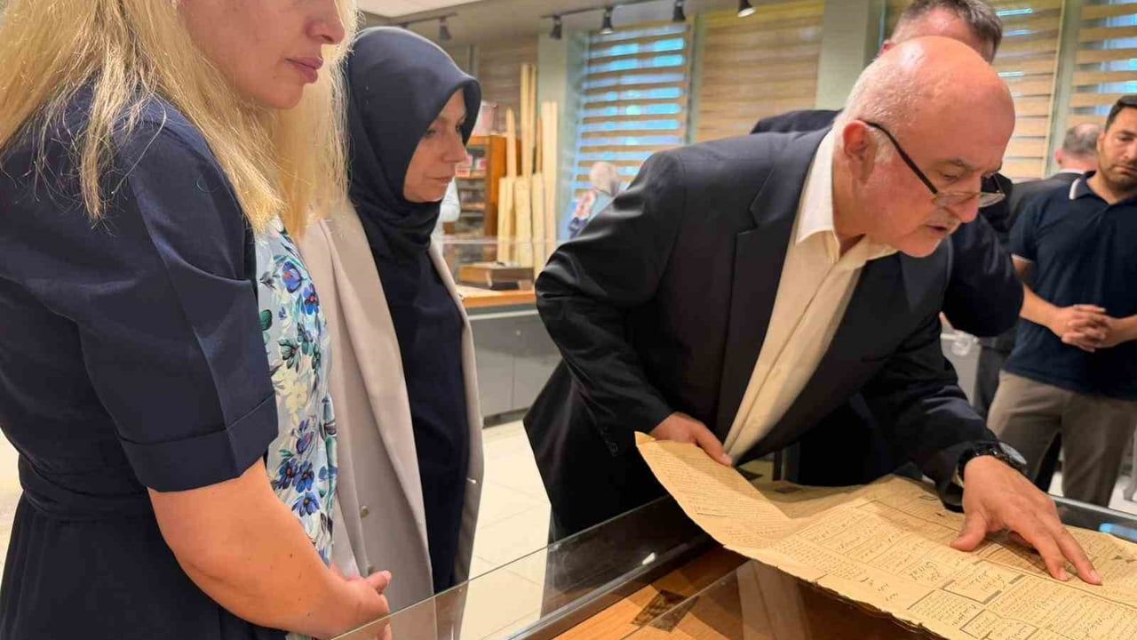 Düzce'de nadir eserlerin korunmasına yönelik sempozyum düzenlendi
