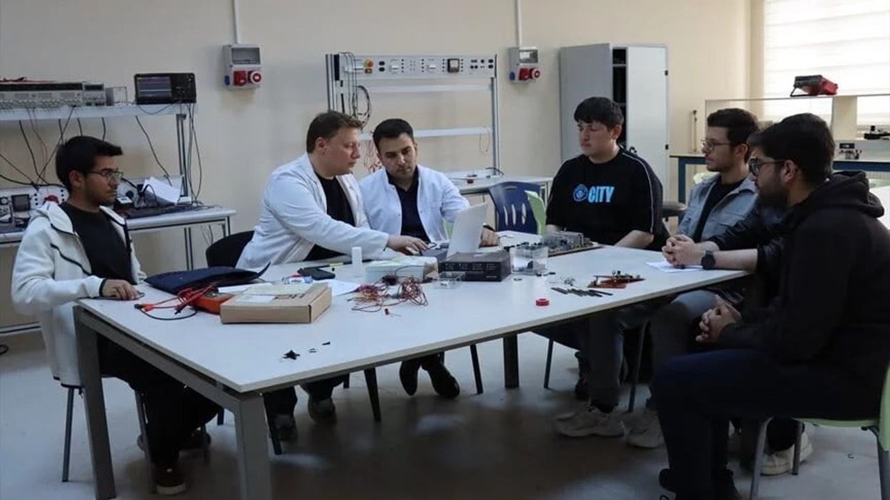EBYÜ akademisyenleri, hayvancılık için yerli rumen sensör bolusları geliştirme projesinde