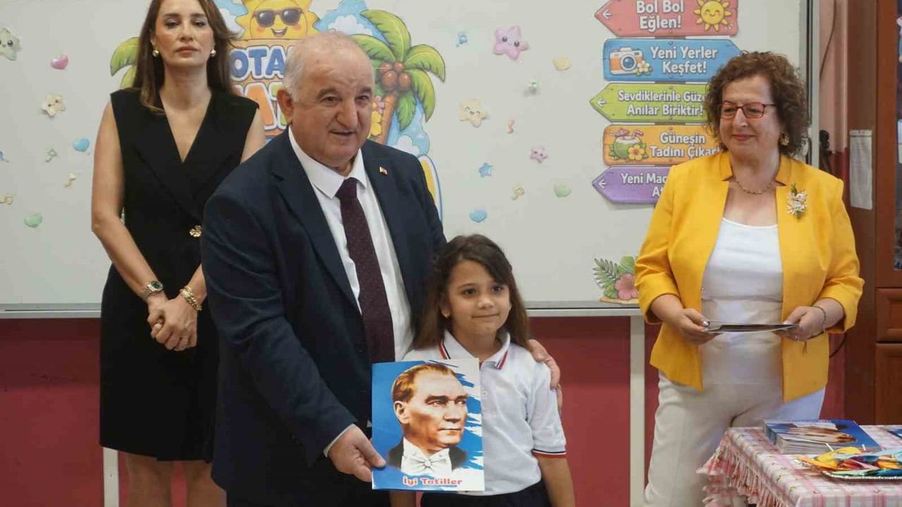 Edirne’de 62 bin 265 öğrenci karne aldı