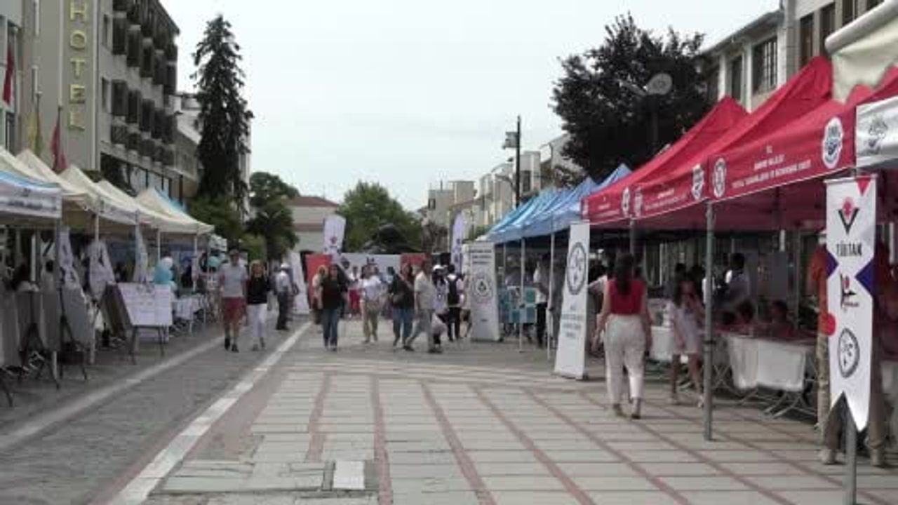 Edirne’de bilim fuarları festivali açıldı