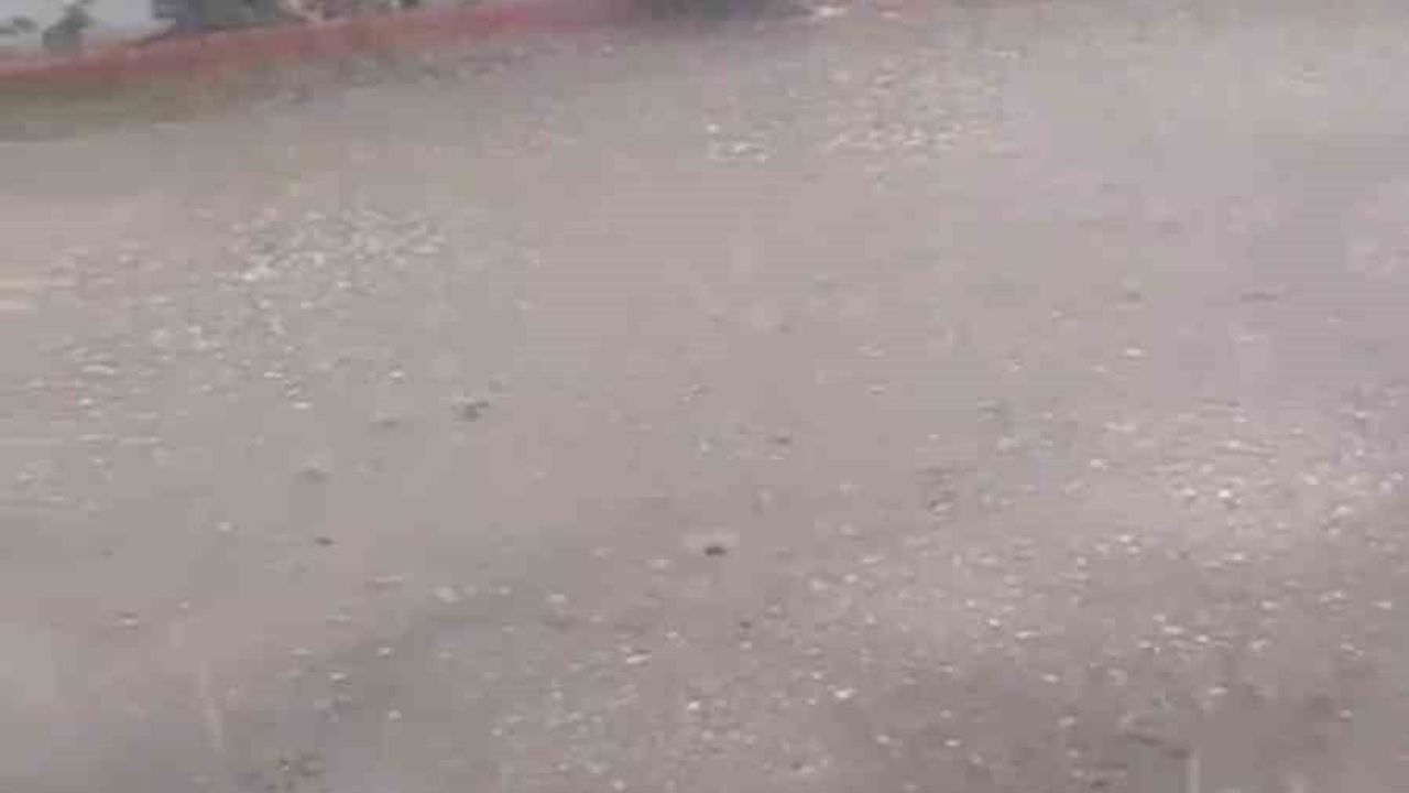 Edirne Kapıkule ve Kemalköy'de Kısa Süreli Dolu Yağışı: Meteoroloji Uyardı