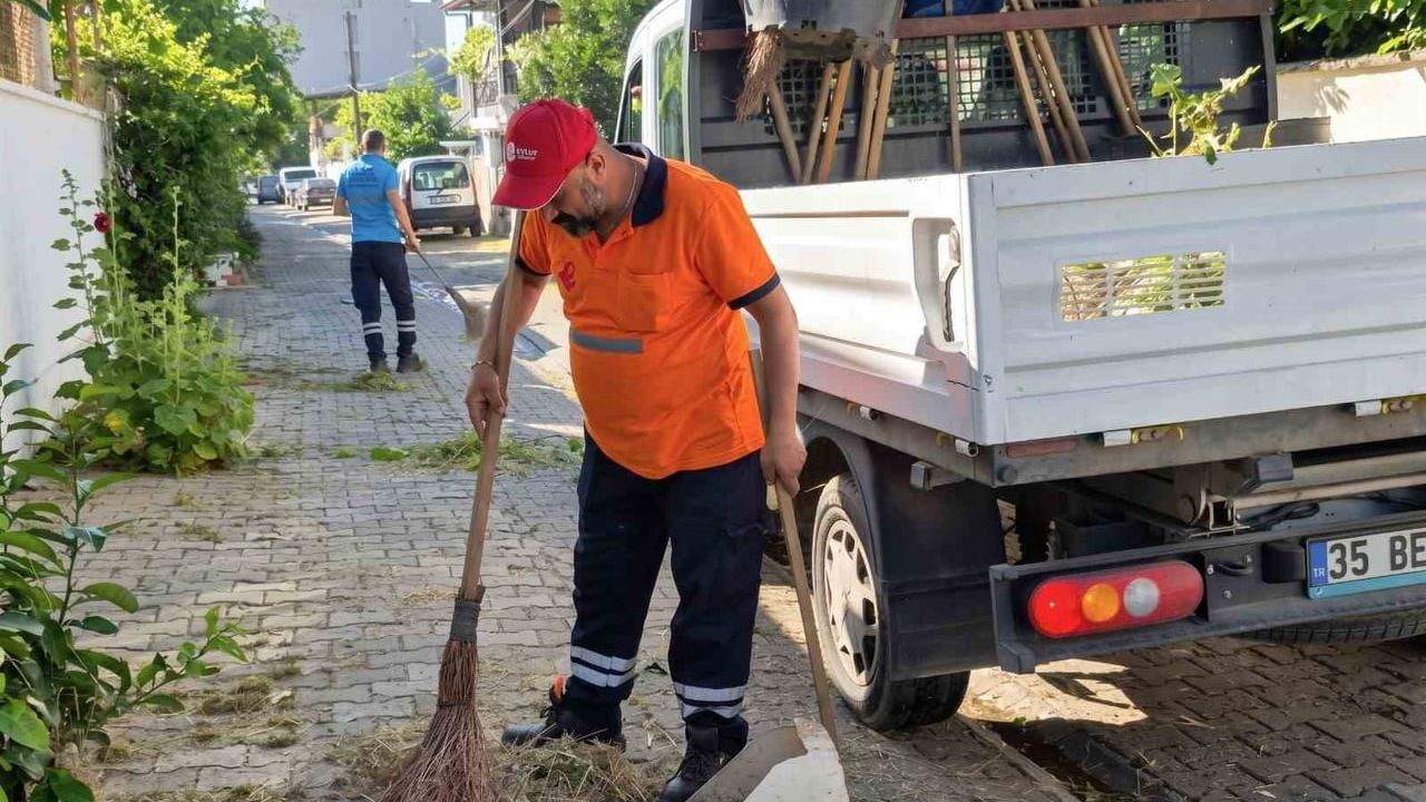Efeler Belediyesi Kemer Mahallesi'nde Sokak Temizliği ve Çevre Düzenlemesi Başlattı
