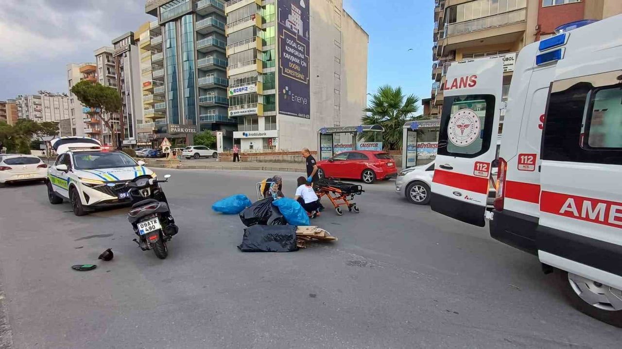 Efeler'de trafiğe kapalı yolda motosiklet yayaya çarptı: 1 yaralı